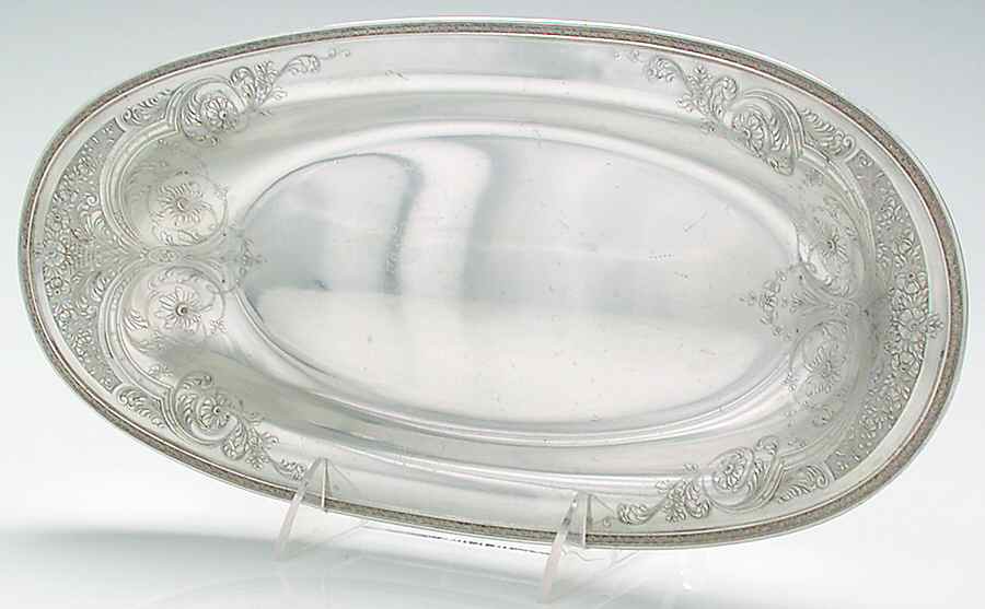 Paisley (Silverplate, Hollowware) Silverplate Bread Tray by International Silver-1