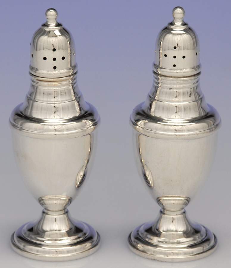 Deerfield-Beacon Hill (Sterling, 1913, Hollowware) Weighted Salt and Pepper Set by International Silver-1