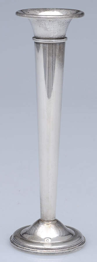 Deerfield-Beacon Hill (Sterling, 1913, Hollowware) 6" Weighted Vase by International Silver-1