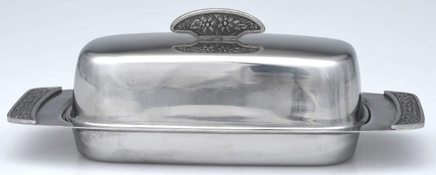 Di Lido (Stainless, Hollowware) 1/4 Pound Covered Butter by International Silver-1