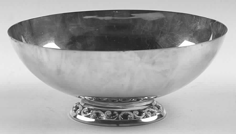 Esperanto (Silverplate, 1967, Hollowware) Oval Footed Centerpiece by International Silver-1
