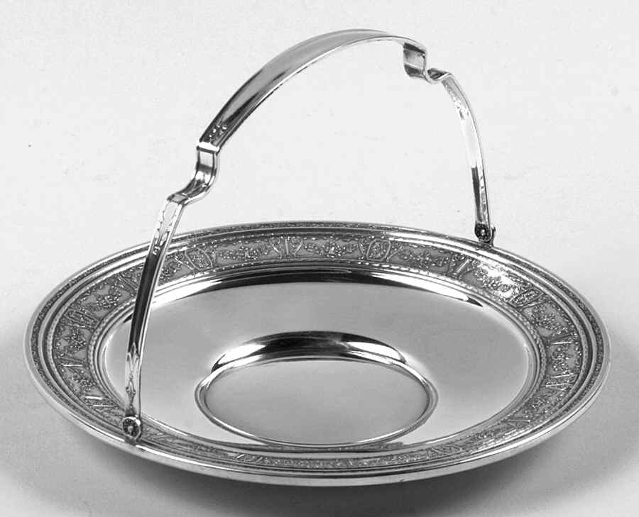Maintenon (Sterling, 1933, Hollowware) Sterling Handled Bon Bon by International Silver-1