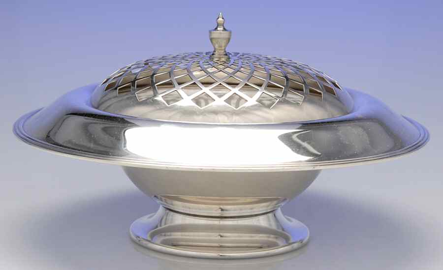 Windsor (Silverplate, 1994, Hollowware) Footed Plated Round Centerpiece by International Silver-1