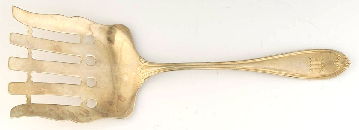 Margaret-Old (Sterling, 1907) Large Solid Asparagus Serving Fork by International Silver-1