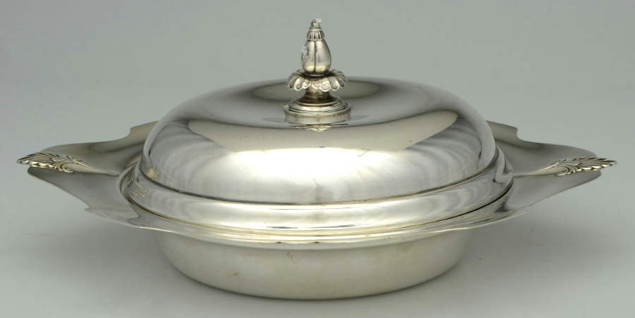 Empress (Sterling, 1932, Hollowware) Round Covered Vegetable Bowl by International Silver-1