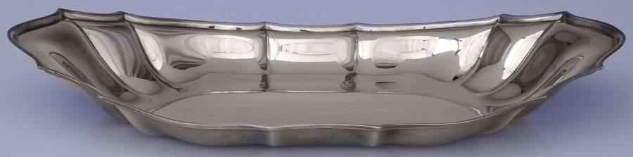 Chippendale (Silverplate, Hollowware, Pedestal) 12" Bread Tray by International Silver-1
