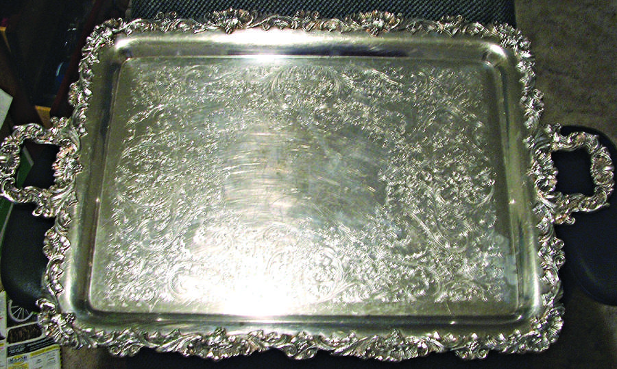 English Scroll (Silverplate, Hollowware) Large Silverplate Waiter Tray by International Silver-1