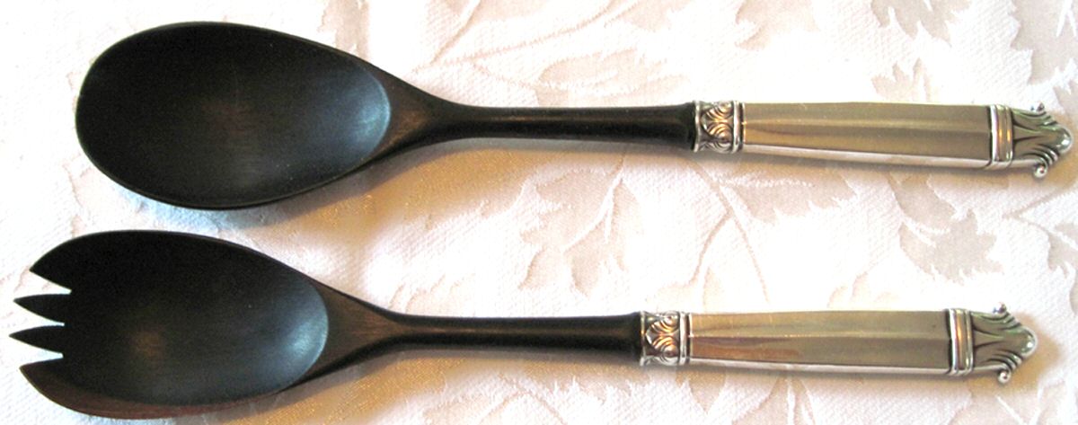 INS300 (STERLING) Plastic Bowl 2-Piece Salad Set by International Silver-1