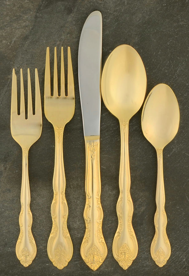 San Marcos (Gold Electroplate) 5 Piece Place Setting by International Silver-1