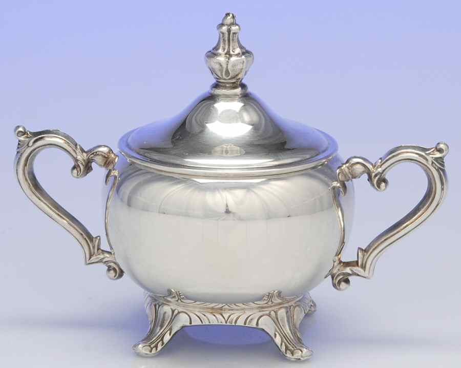 1190 (Silverplate, Hollowware) Sugar Bowl & Lid by International Silver-1