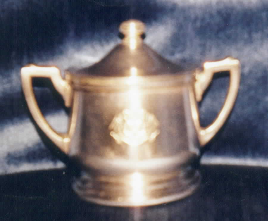 09C (Silverplate, Hollowware) Sugar Bowl & Lid by International Silver-1