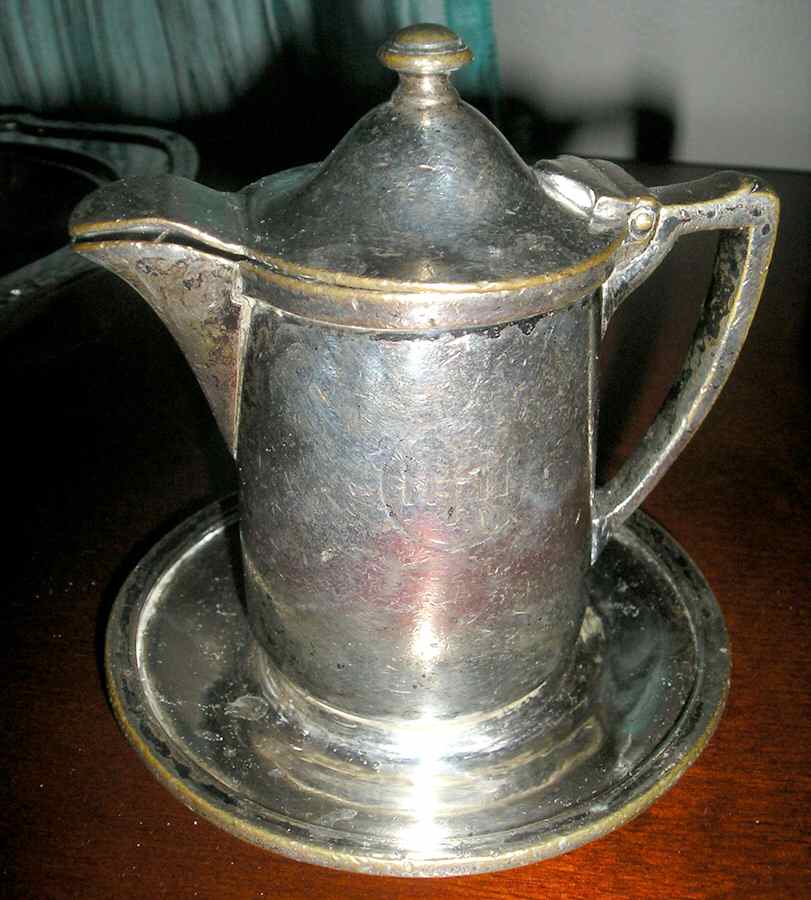 09C (Silverplate, Hollowware) Syrup Pitcher with Attached Underplate by International Silver-1