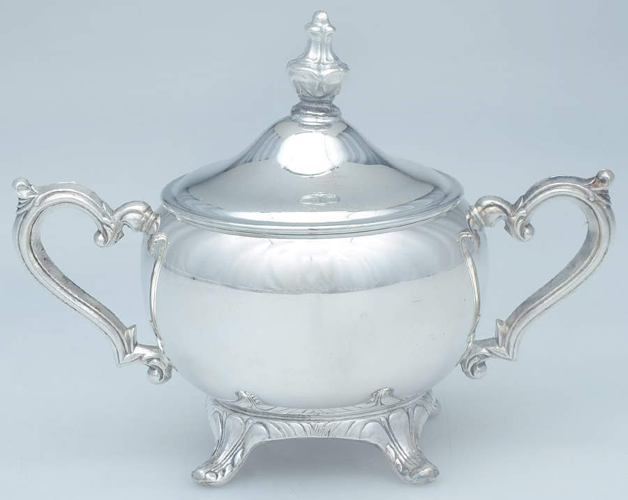800 (Silverplate, Hollowware) Sugar Bowl & Lid by International Silver-1