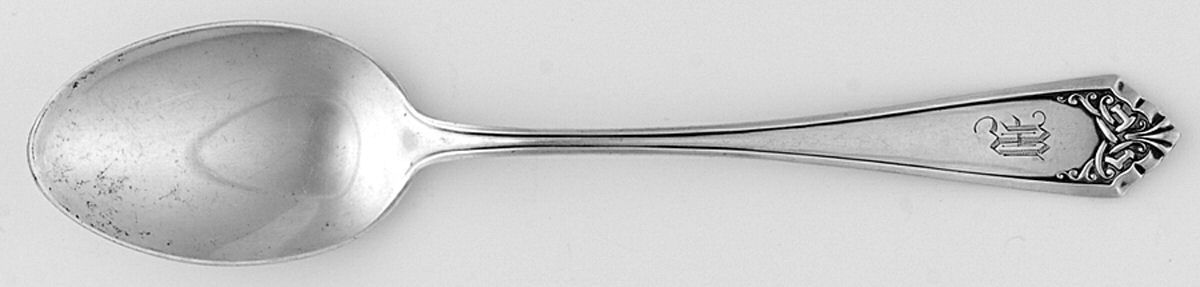 Leicester (Sterling, 1911, No Monograms) Dessert/Oval Soup Spoon by International Silver-1