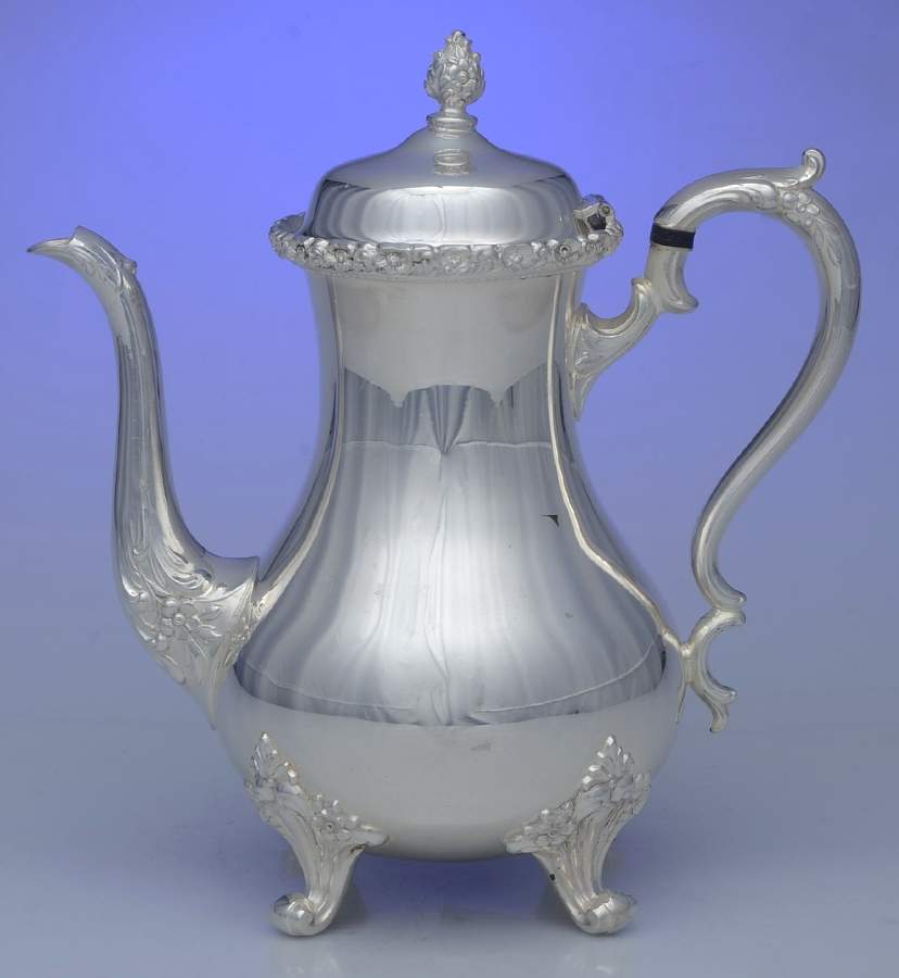 3201 (Silverplate, Hollowware) Silverplate Coffee Pot by International Silver-1