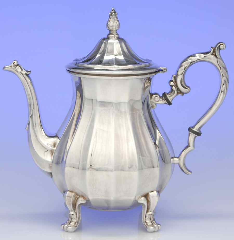 1090 (Silverplate, Hollowware) Teapot by International Silver-1
