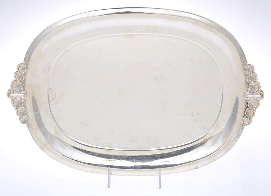 Northern Lights-1946-Plain (Sterling, Hollowware) 18" Oval Tray by International Silver-1