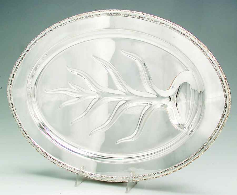 Exquisite (Silverplate, Hollowware) Small Plated Meat Platter with Well by International Silver-1