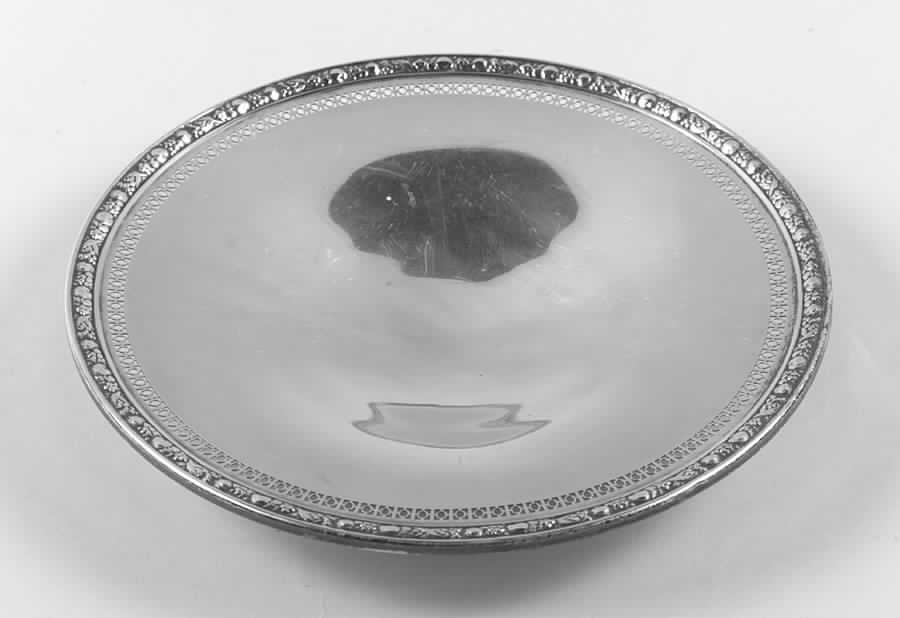 598-2 (Sterling, Hollowware) 9" Footed Cake Plate by International Silver-1