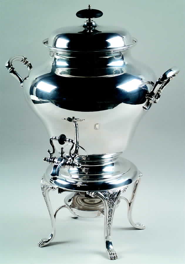 850 (Silverplate, Hollowware) Silverplate Coffee Urn by International Silver-1