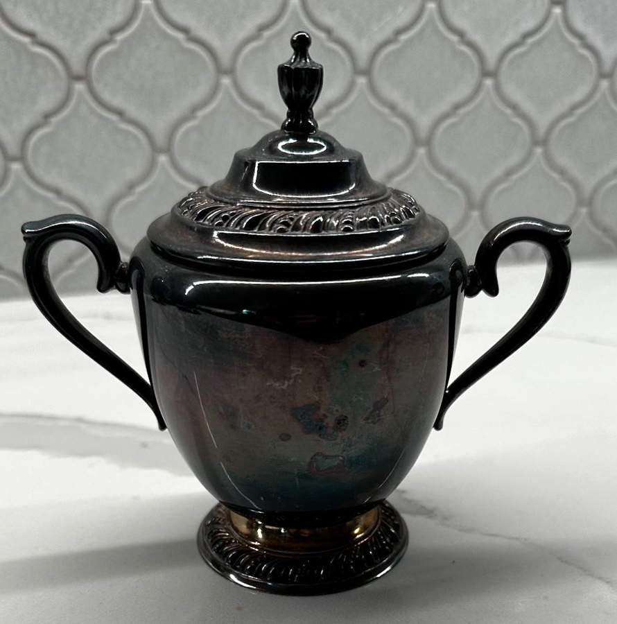 Fenwick (Silverplate, Hollowware) Sugar Bowl & Lid by International Silver-1