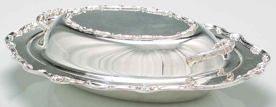 Wellington (Silverplate, Hollowware, Floral&Scroll) Double Vegetable Bowl by International Silver-1