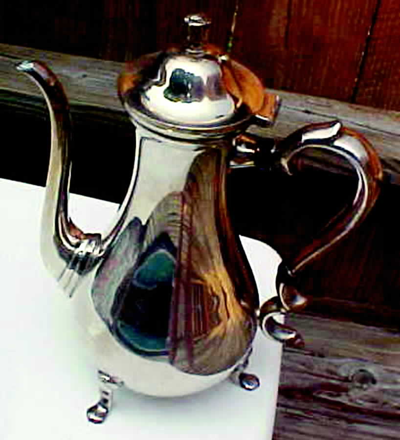 2477 (Silverplate, Hollowware) Silverplate Coffee Pot by International Silver-1