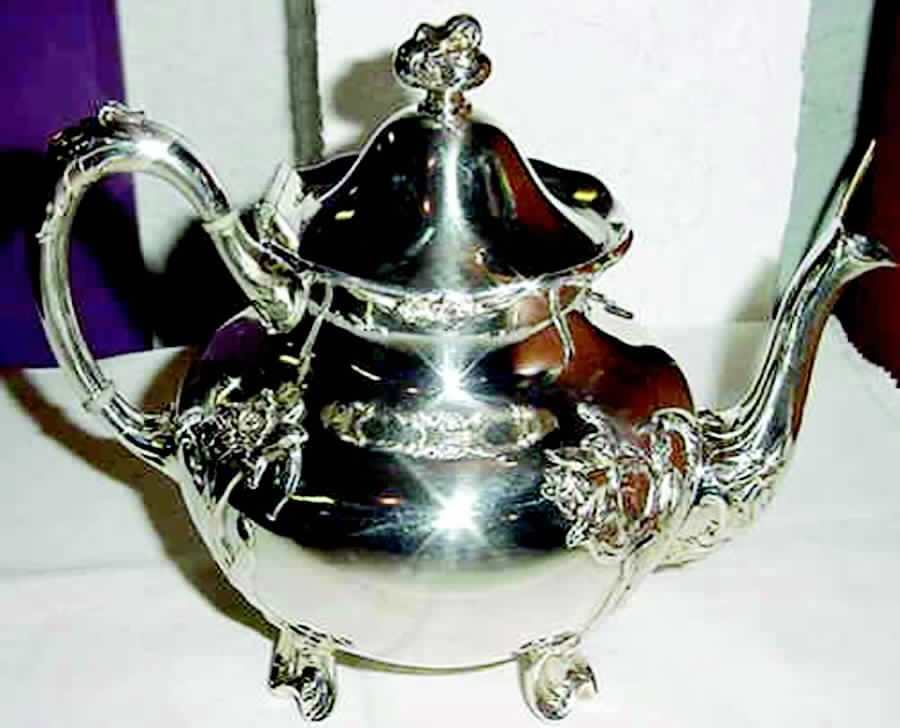 193 (Silverplate, Hollowware) Teapot by International Silver-1