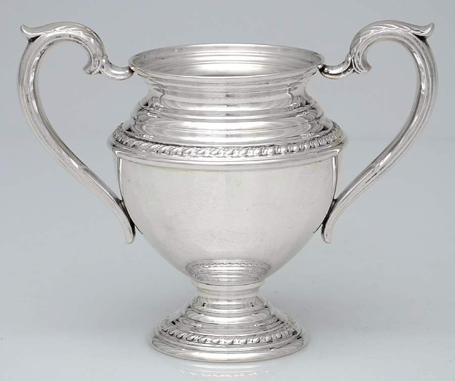 English Gadroon (Sterling, Hollowware) Sugar Bowl No Lid by International Silver-1