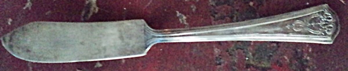 INS442 (Silverplate) Flat Handle Master Butter Knife by International Silver-1