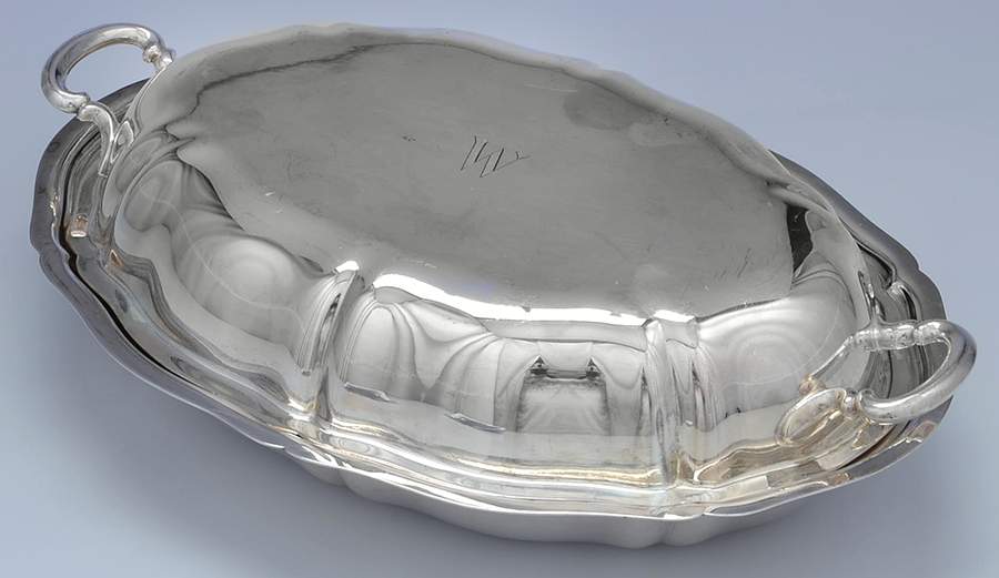 Chatham (Silverplate, Hollowware) 11" Oval Double Vegetable by International Silver-1