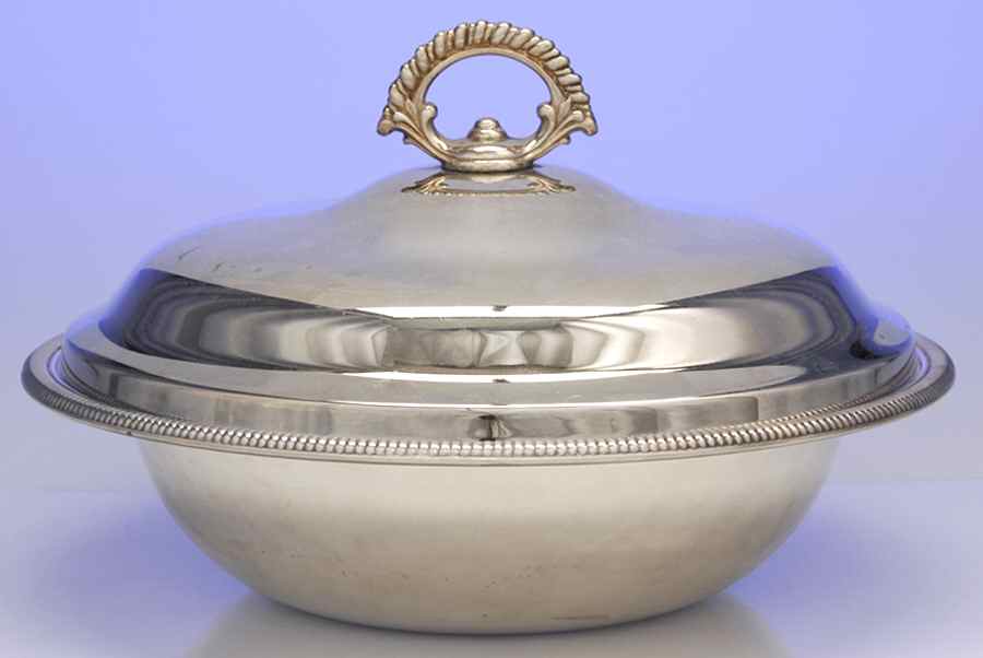 French Gadroon (Silverplate, Hollowware) Plated Round Covered Vegetable with Liner by International Silver-1