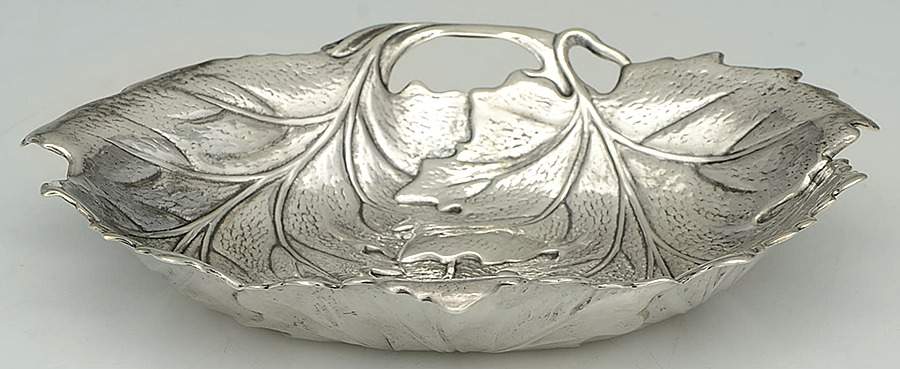 B127 (Sterling, Hollowware) 8" Leaf Shape Bowl by International Silver-1
