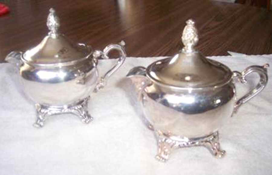 2601 (Silverplate, Hollowware) Creamer & Lid by International Silver-1