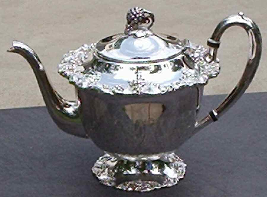 85 (Silverplate, Hollowware) Teapot by International Silver-1
