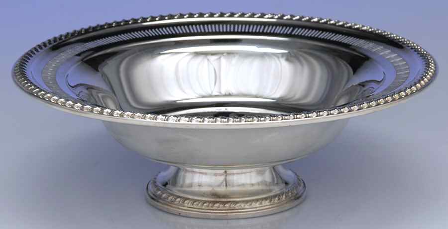 2031 (Sterling, Hollowware) 9" Weighted Round Footed Centerpiece by International Silver-1