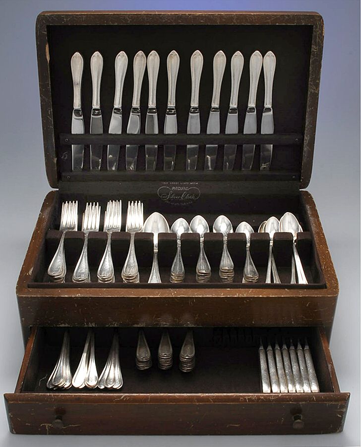 Silverplate Flatware 144 Piece Set & Wood Case by International Silver-1