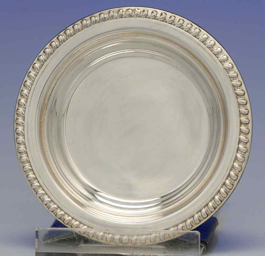 S62 (Sterling, Hollowware) Butter Pat by International Silver-1