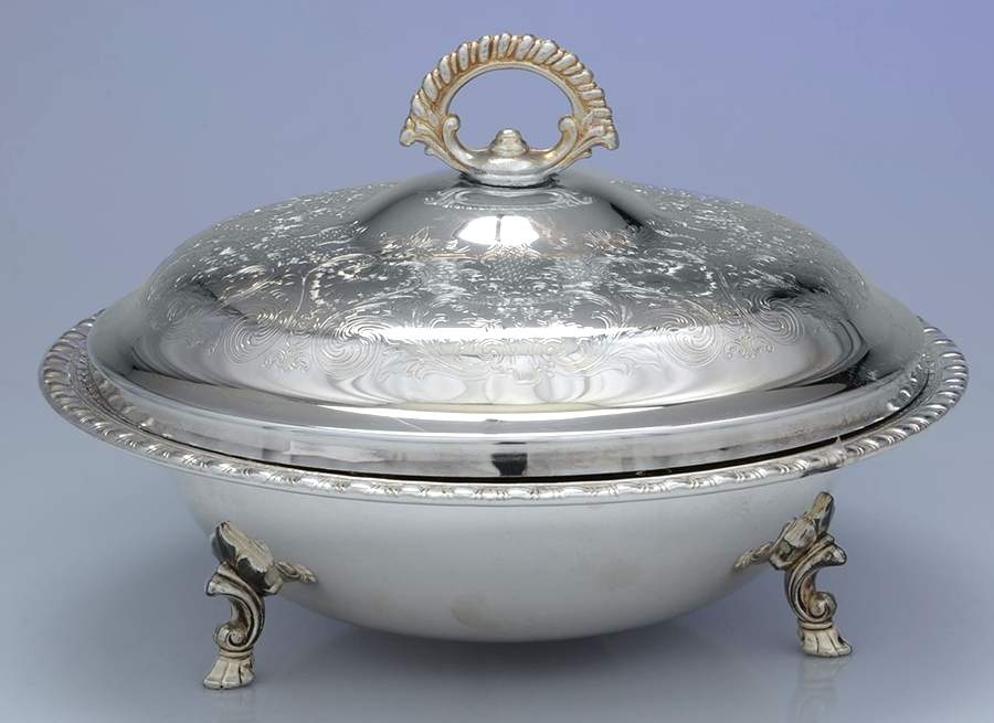 Mayfair (Silverplate, Hollowware) Silverplate Round Covered Casserole by International Silver-1