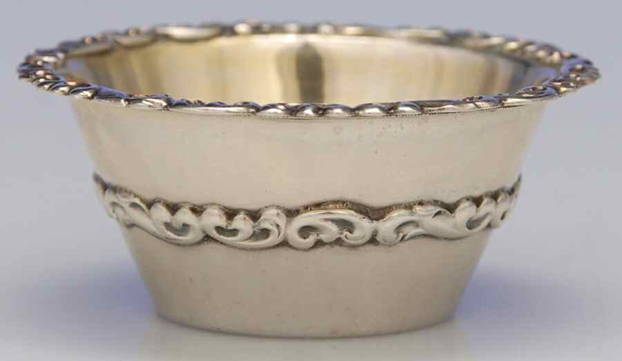 C303 (Sterling, Hollowware) Master Open Salt by International Silver-1