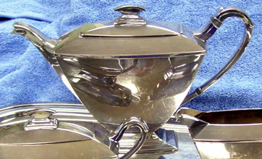 Modern Colonial (Silverplate, Hollowware) Silverplate Coffee Pot by International Silver-1