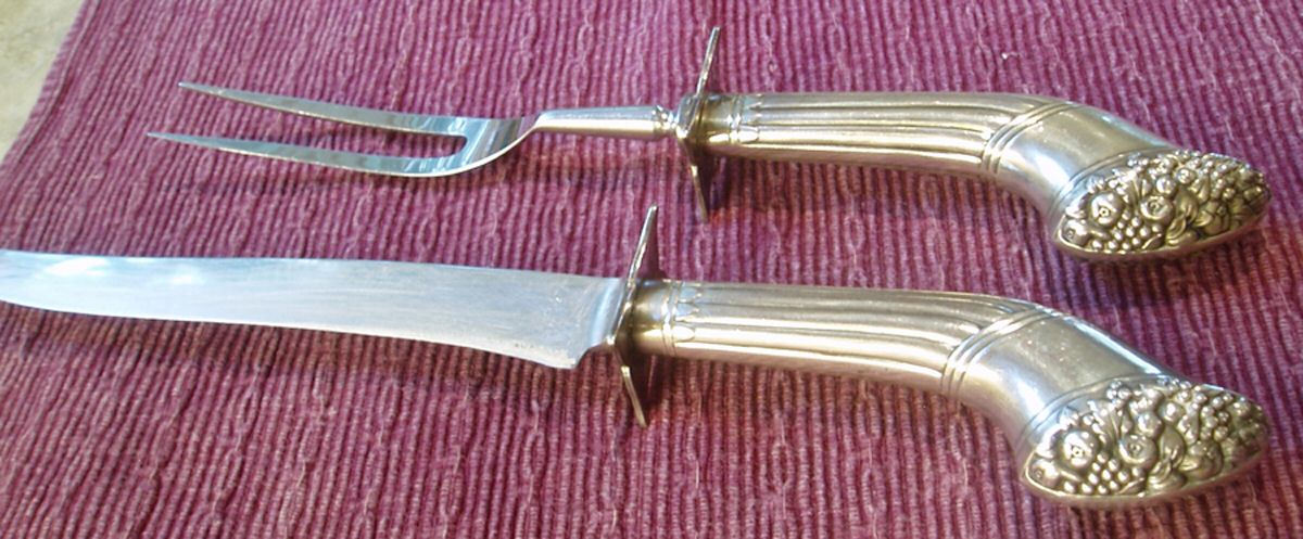 Horn of Plenty (Silverplate, 1938) Large 2-Piece Roast Carving Set w/Stainless Blade by International Silver-1