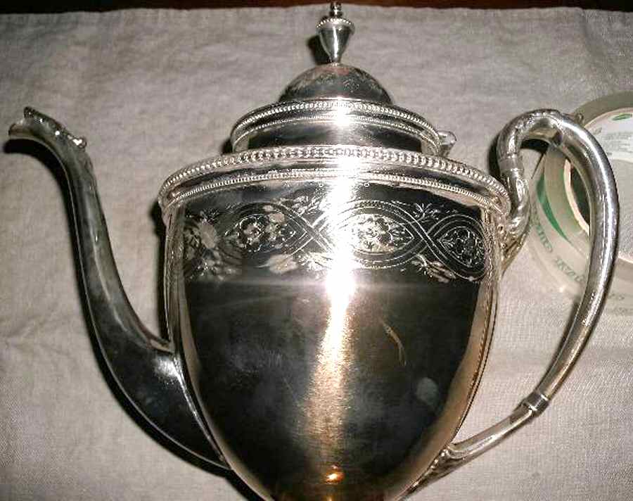 N7054 (Silverplate, Hollowware) Teapot by International Silver-1