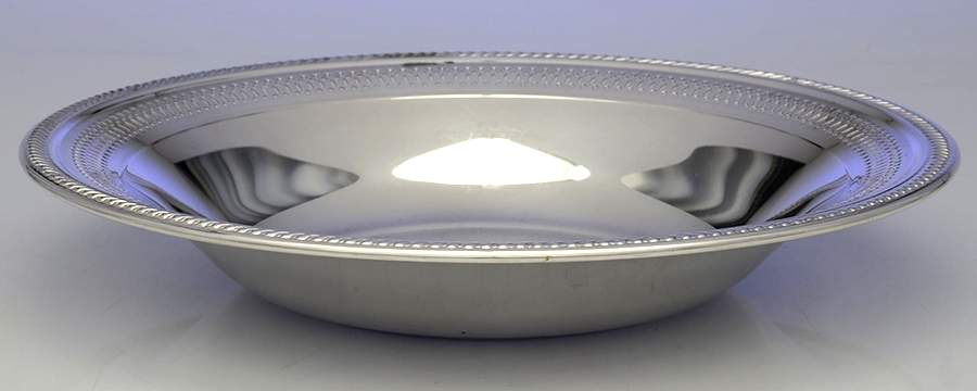 Wedgwood (Sterling, Hollowware, Beaded Base) 10" Round Low Vegetable Bowl by International Silver-1