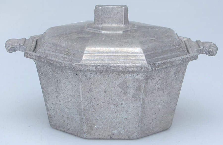 INS545 (Pewter, Hollowware) Individual Casserole & Lid by International Silver-1