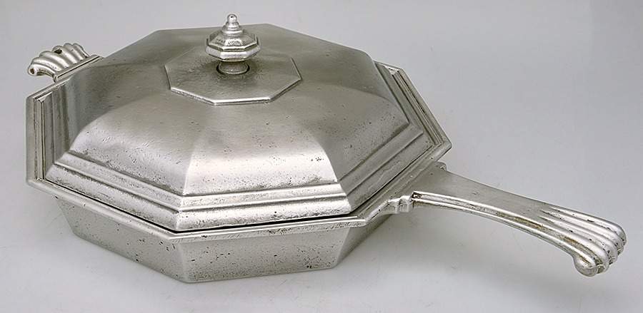 INS545 (Pewter, Hollowware) 11" Saute Pan by International Silver-1