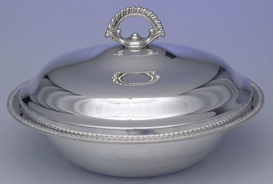 4362 (Silverplate, Hollowware) Plated Round Covered Casserole with Glass by International Silver-1