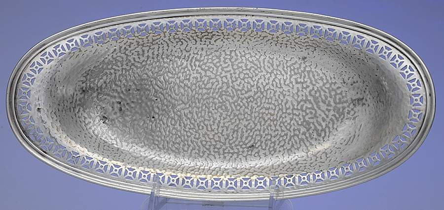 2215 (Silverplate, Hollowware) 13" Bread Tray by International Silver-1