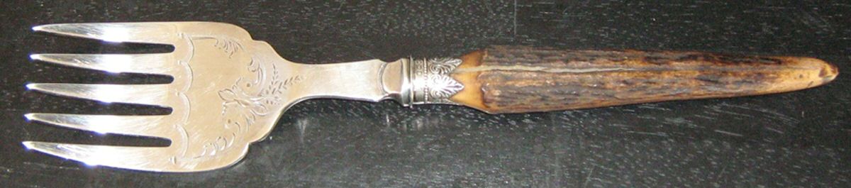 ISE1 (Silverplate) Large Solid Fish Serving Fork by Isaac Eyre & Son-1