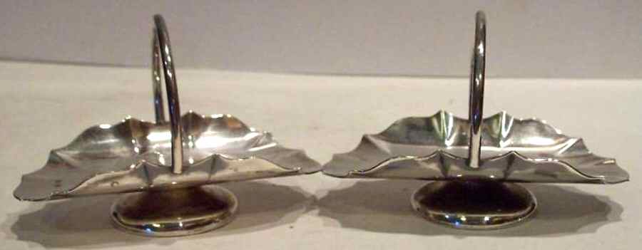653 (Silverplate, Hollowware) Napkin Ring by International Silver-1